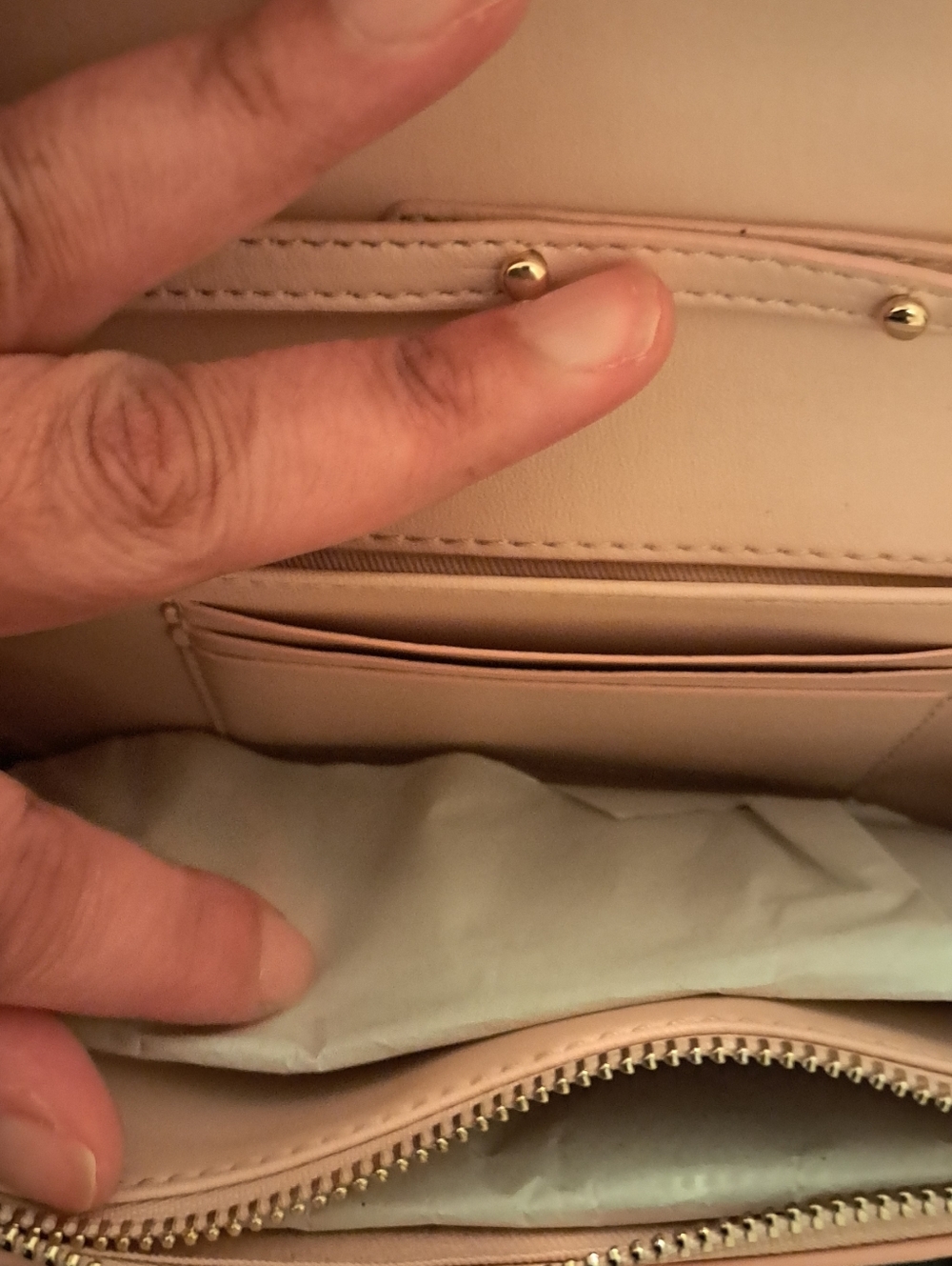 Ted Baker Pink Floral Chain Shoulder Bag w/Gold Hardware NWT and Queen charm. - Picture 7 of 10